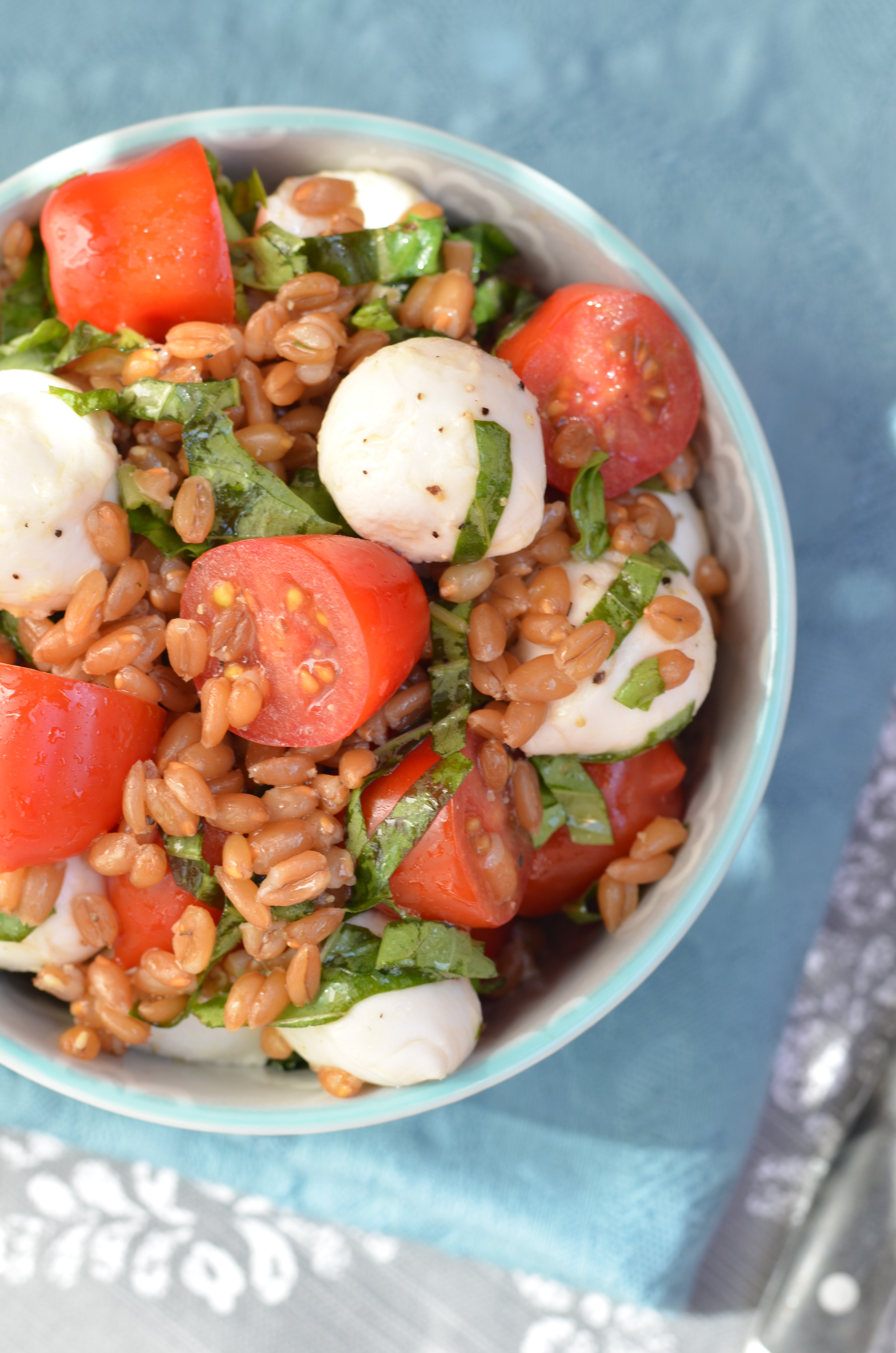 Caprese Grain Salad with Spelt