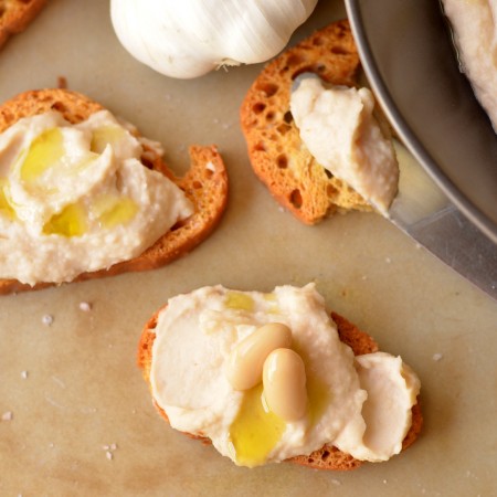 Roasted Garlic and Truffle White Bean Spread